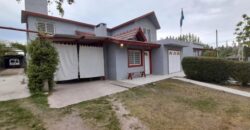 COD.360 – EN VENTA! HERMOSA CASA EN TANTI – CORDOBA.