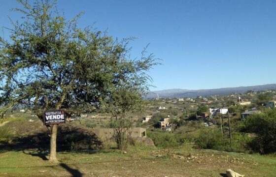 COD.374 – EN VENTA! HERMOSO TERRENO 880 M2. EN ESTANCIA VIEJA – CORDOBA.