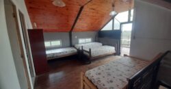 COD.337 – EN VENTA! HERMOSA CASA EN FLOR SERRANA TANTI – CORDOBA.
