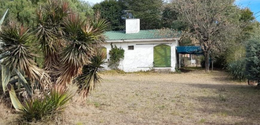 COD.344 – EN VENTA! HERMOSA CASA EN DOS TERRENOS EN VILLA PARQUE SIQUIMAN – CORDOBA.