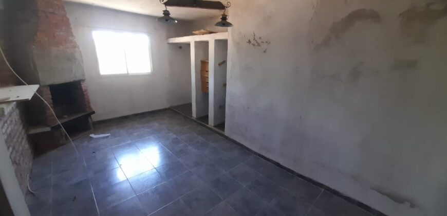 COD. 560 – EN VENTA! HERMOSO TERRENO DE 1.000 M2. CON MEJORAS EN VILLA PARQUE SIQUIMAN