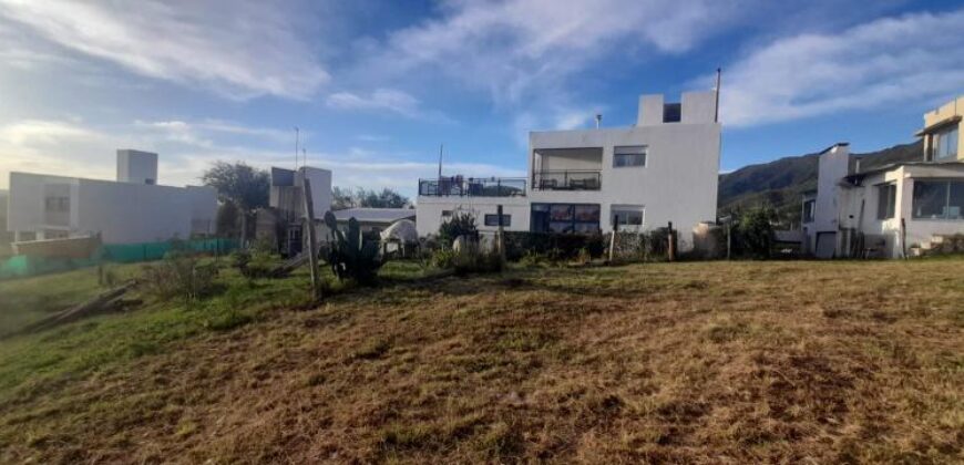 COD.368 – EN VENTA! HERMOSO TERRENO EN COMUNA DE SAN ROQUE – CORDOBA.