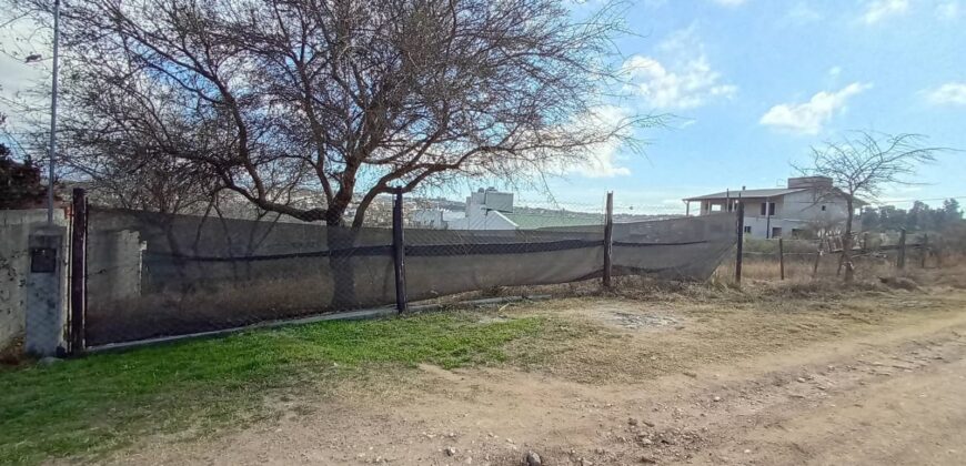 COD. 650 – Hermoso Terreno Esquina en Villa Santa Cruz del Lago, Cba.