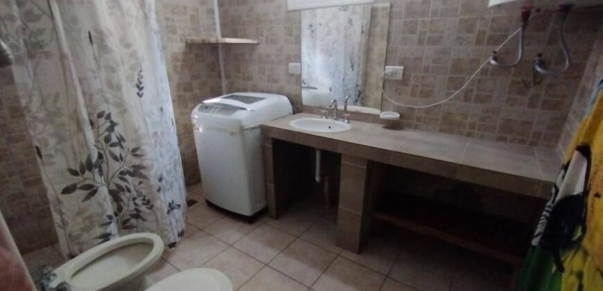 COD. 670 – TRES HERMOSAS PROPIEDADES EN UN SOLO TERRENO EN VILLA PARQUE SIQUIMAN, CBA.