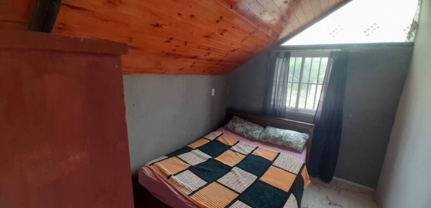 COD.337 – EN VENTA! HERMOSA CASA EN FLOR SERRANA TANTI – CORDOBA.