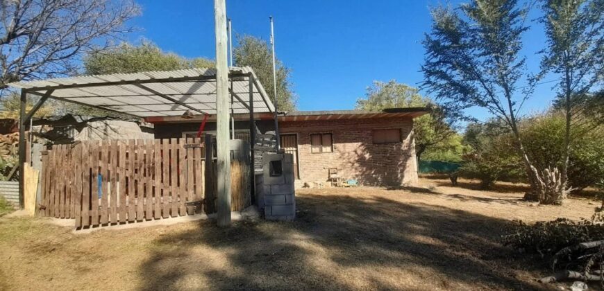 COD. 670 – TRES HERMOSAS PROPIEDADES EN UN SOLO TERRENO EN VILLA PARQUE SIQUIMAN, CBA.