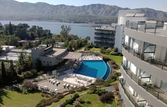 COD. 414 – HERMOSO DEPARTAMENTO EN VENETO VILLAGE EN PARQUE SIQUIMAN – CORDOBA