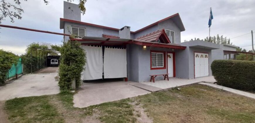 COD.360 – EN VENTA! HERMOSA CASA EN TANTI – CORDOBA.