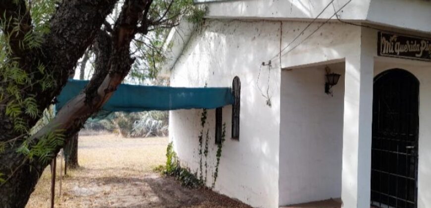 COD.344 – EN VENTA! HERMOSA CASA EN DOS TERRENOS EN VILLA PARQUE SIQUIMAN – CORDOBA.
