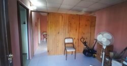 COD.340 – EN VENTA! HERMOSA CASA CON DEPARTAMENTO EN VILLA PARQUE SIQUIMAN – CORDOBA.