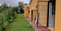 COD.321 – EN VENTA! HERMOSA CASA CON PILETA EN VILLA PARQUE SIQUIMAN – CORDOBA.