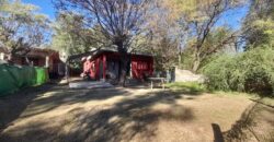 COD. 670 – TRES HERMOSAS PROPIEDADES EN UN SOLO TERRENO EN VILLA PARQUE SIQUIMAN, CBA.