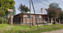 COD. 680 – Hermosa Casa con pileta y Departamento de 49 m2., Villa Parque Siquiman, Cba. COD. 680 – Hermosa Casa con pileta y Departamento de 49 m2., Villa Parque Siquiman, Cba.
