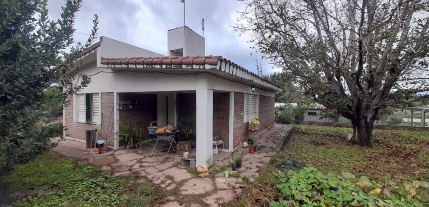 COD. 530 – EN VENTA! DOS CASAS EN UN TERRENO DE 789 M2. EN VILLA PARQUE SIQUIMAN – CORDOBA.