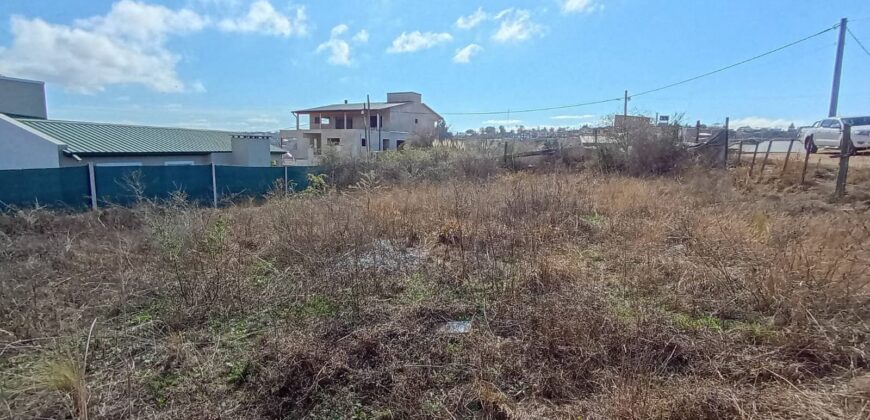 COD. 650 – Hermoso Terreno Esquina en Villa Santa Cruz del Lago, Cba.