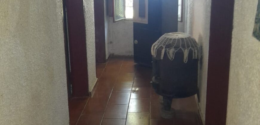 COD. 620 – EN VENTA! HERMOSO CHALET CON PILETA EN VILLA PARQUE SIQUIMAN – CBA.
