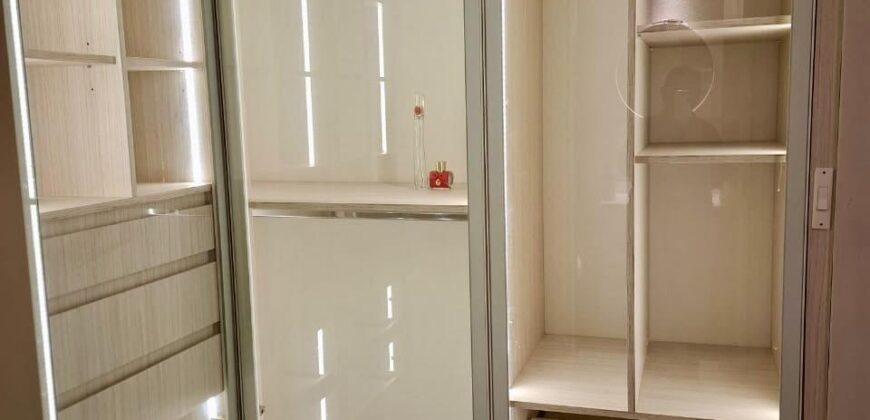 COD. 417 – HERMOSA CASA CON DOS TERRENOS EN VILLA PARQUE SIQUIMAN – CORDOBA.