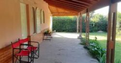 COD.340 – EN VENTA! HERMOSA CASA CON DEPARTAMENTO EN VILLA PARQUE SIQUIMAN – CORDOBA.