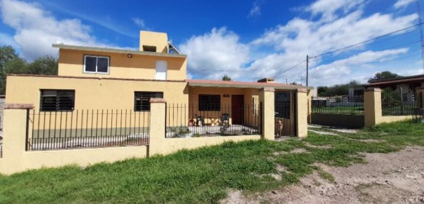 Cod 364 – EN VENTA! HERMOSA PROPIEDAD EN VILLA SANTA CRUZ DEL LAGO