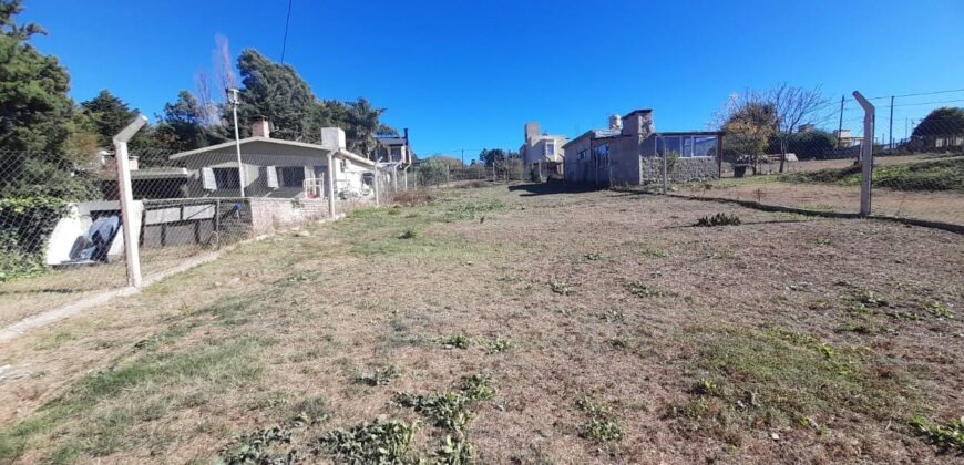 COD. 418 – HERMOSO TERRENO DE 564 M2. CON VISTA A LAS SIERRAS, EN VILLA PARQUE SIQUIMAN – CORDOBA.