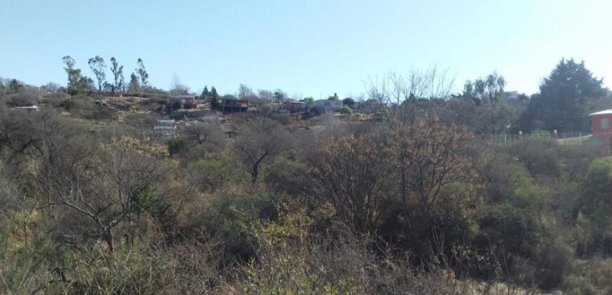 COD.113 – EN VENTA! HERMOSO TERRENO DE 2.972 M2. EN VILLA PARQUE SIQUIMAN – CORDOBA.