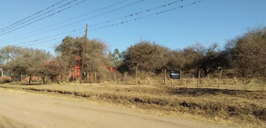COD. 154 – EN VENTA!  HERMOSO CAMPO DE 7 HECTAREAS EN VILLA PARQUE SIQUIMAN – CORDOBA.