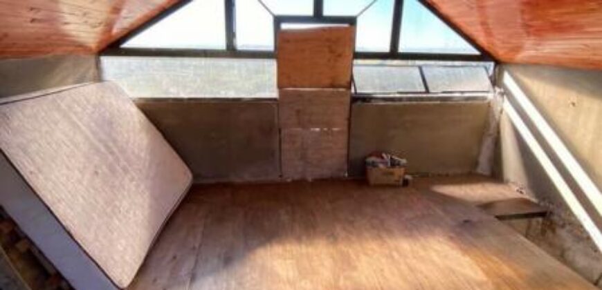 COD.337 – EN VENTA! HERMOSA CASA EN FLOR SERRANA TANTI – CORDOBA.