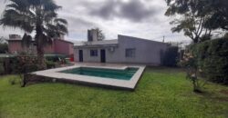 COD. 680 – Hermosa Casa con pileta y Departamento de 49 m2., Villa Parque Siquiman, Cba. COD. 680 – Hermosa Casa con pileta y Departamento de 49 m2., Villa Parque Siquiman, Cba.