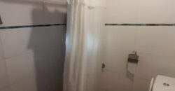 COD. 421 – EN VENTA! HERMOSA CASA CON DOS TERRENOS EN VILLA PARQUE SIQUIMAN – CORDOBA.