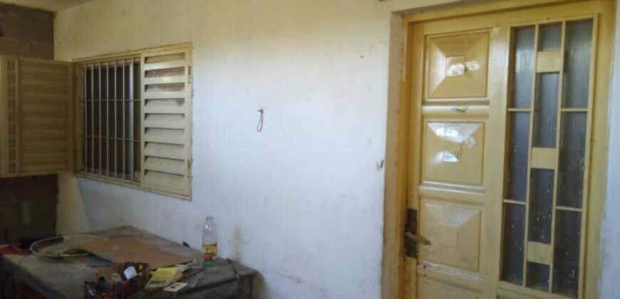 COD.29 – EN VENTA! EXCELENTE OPORTUNIDAD TERRENO DE 2.250 M2. CON MEJORAS EN VILLA PARQUE SIQUIMAN – CORDOBA.