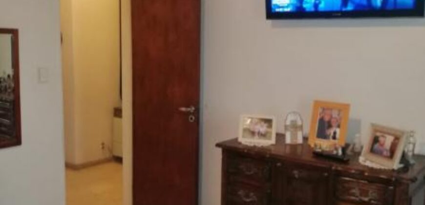 COD.286 – EN VENTA! HERMOSA CASA CON PILETA EN TANTI – CORDOBA.