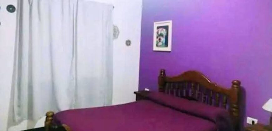 COD. 670 – TRES HERMOSAS PROPIEDADES EN UN SOLO TERRENO EN VILLA PARQUE SIQUIMAN, CBA.