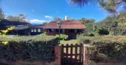 COD. 620 – EN VENTA! HERMOSO CHALET CON PILETA EN VILLA PARQUE SIQUIMAN – CBA. COD. 620 – EN VENTA! HERMOSO CHALET CON PILETA EN VILLA PARQUE SIQUIMAN – CBA.