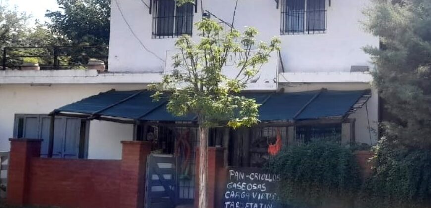 COD. 412 – HERMOSO COMPLEJO DE 5 CABAÑAS Y 1 LOCAL COMERCIAL CON DEPOSITO, VILLA PARQUE SIQUIMAN – CBA.