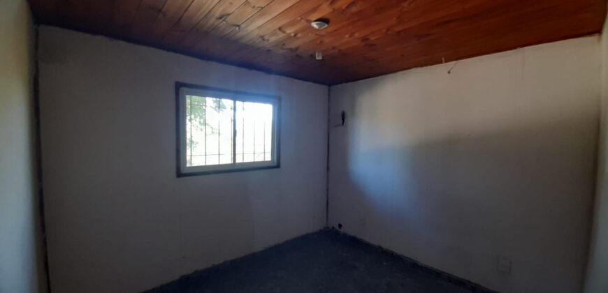COD. 560 – EN VENTA! HERMOSO TERRENO DE 1.000 M2. CON MEJORAS EN VILLA PARQUE SIQUIMAN