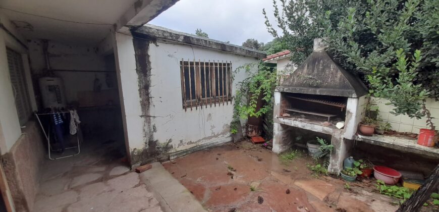 COD. 530 – EN VENTA! DOS CASAS EN UN TERRENO DE 789 M2. EN VILLA PARQUE SIQUIMAN – CORDOBA.