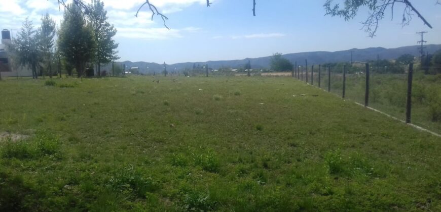COD. 375 – HERMOSO TERRENO 1.850 M2 CON DPTO Y PILETA, VILLA PARQUE SIQUIMAN, CBA.
