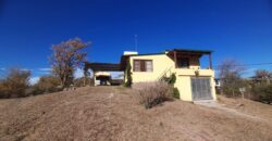 COD. 421 – EN VENTA! HERMOSA CASA CON DOS TERRENOS EN VILLA PARQUE SIQUIMAN – CORDOBA.
