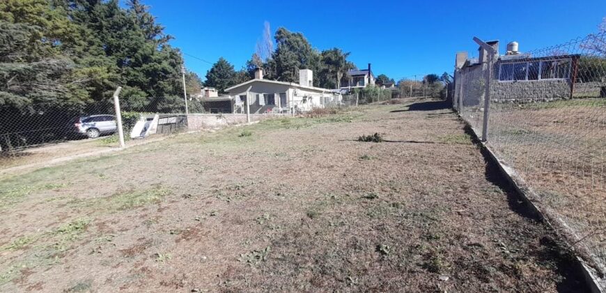 COD. 418 – HERMOSO TERRENO DE 564 M2. CON VISTA A LAS SIERRAS, EN VILLA PARQUE SIQUIMAN – CORDOBA.